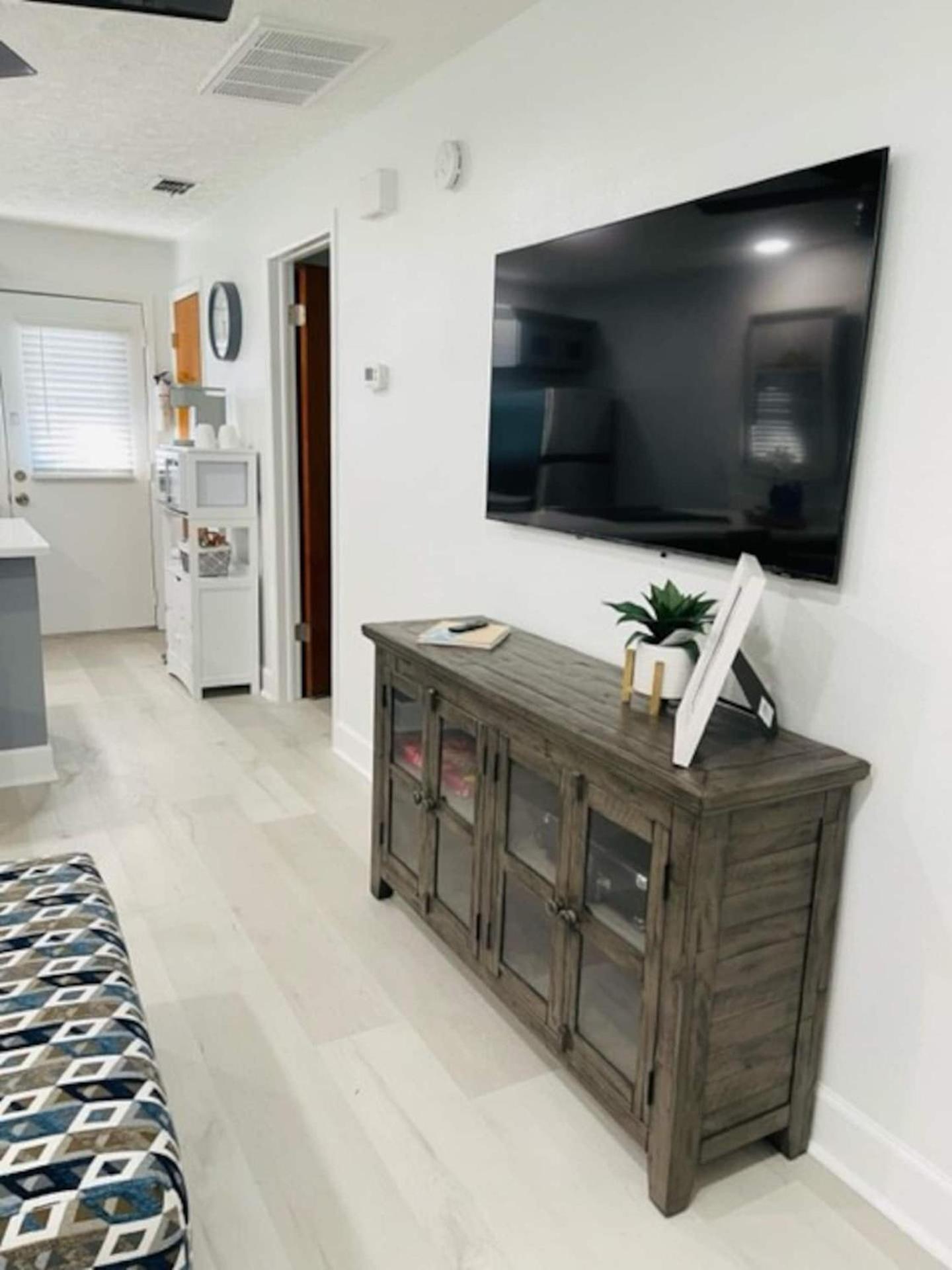 Walk Everywhere! 1-Bedroom Gem In Downtown Hub New Port Richey Exterior foto